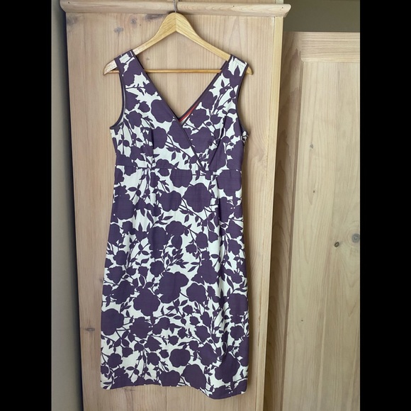 Boden Dresses & Skirts - Boden Violet and White Floral Midi Dress
